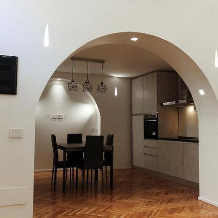 Attia Residence Wifi - Duomo In 10 Min Милан Экстерьер фото