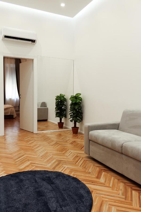 Attia Residence Wifi - Duomo In 10 Min Милан Экстерьер фото