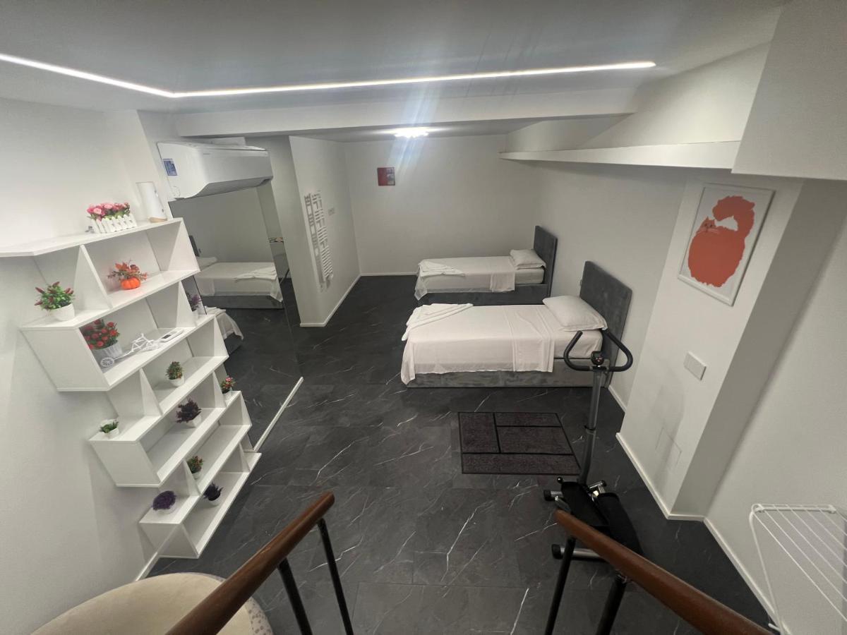 Attia Residence Wifi - Duomo In 10 Min Милан Экстерьер фото
